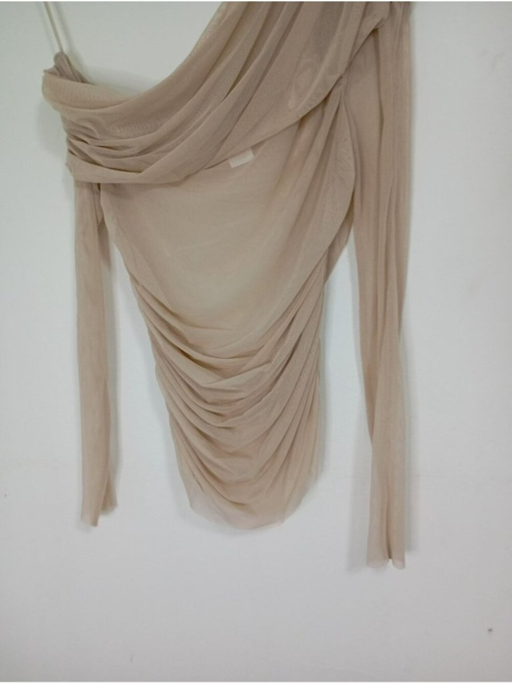 The Sei Beige Ruched One-Shoulder Long Sleeve S Casual Top Womens - Picture 5 of 9